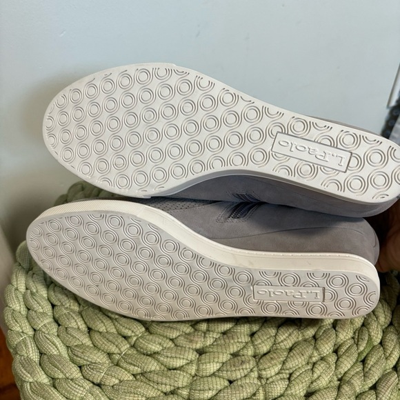 LINEA Paolo Felicia Gray Suede Perforated Hidden Wedge Sporty Sneaker NWOT - Picture 9 of 9